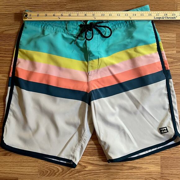 Billabong 73 Spinner Lo Tide Board Shorts 31 | Retro Pastel Stripe Swim Trunks - Picture 4 of 9